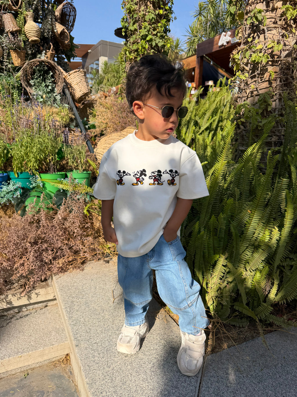mini icons tee